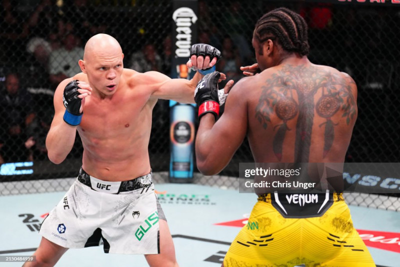 UFC Vegas 91. O‘zbekiston vakili Bogdan Guskov amerikalik jangchini nokautga uchratdi (video)