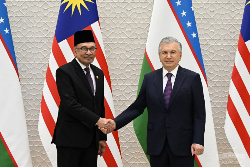 Как прошла встреча президента Узбекистана и премьера Малайзии? 