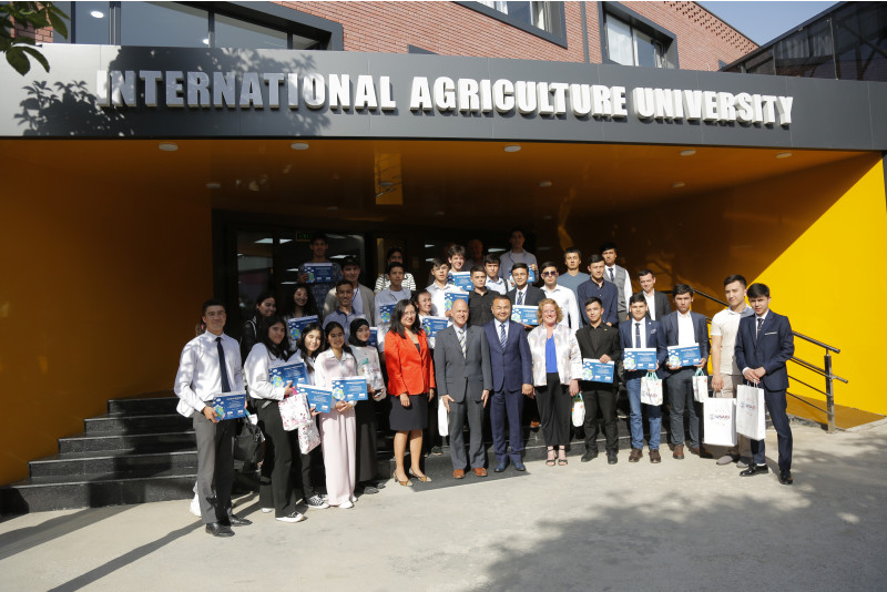 Министерство сельского хозяйства и Международный сельскохозяйственный университет отмечают День Земли – 2023