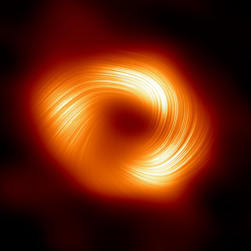 Астрономы впервые зафиксировали высококачественное изображение чёрной дыры