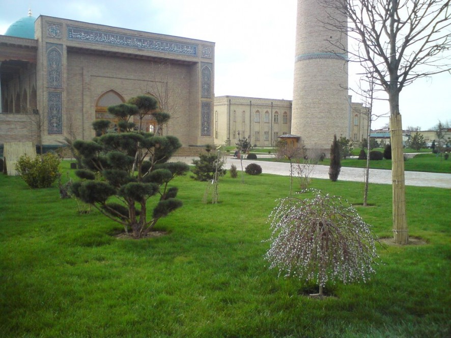 “Hazrati Imom” Jome’ masjidi. Foto: panoramio.com