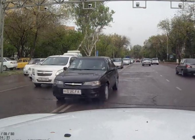 Kadr: Facebook / “Voditeli Tashkenta (Drivers.uz)”