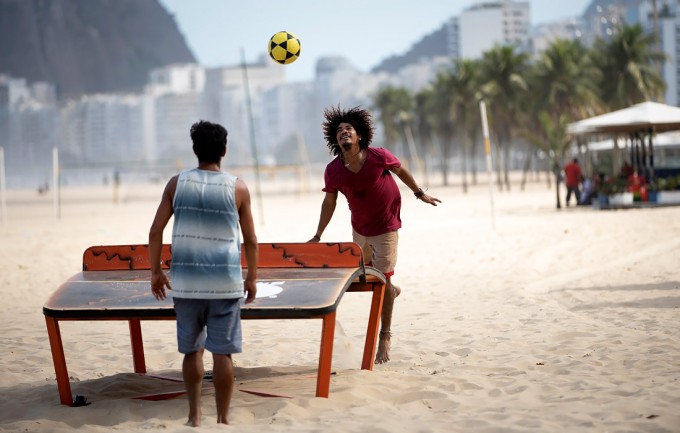 Бразилиянинг Рио-де-Жанейро шаҳридаги кундалик ҳаёт.