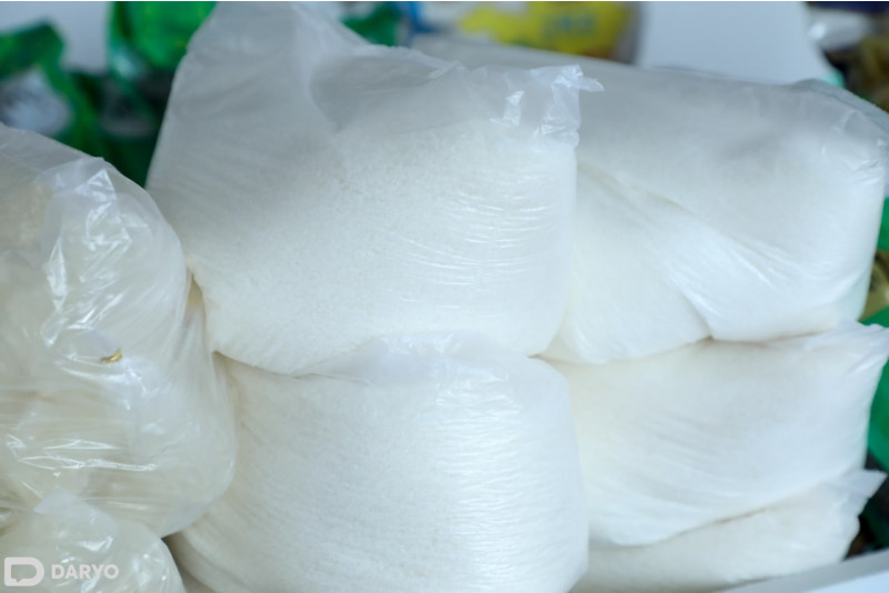 Казахстан вводит временный запрет на экспорт сахара 