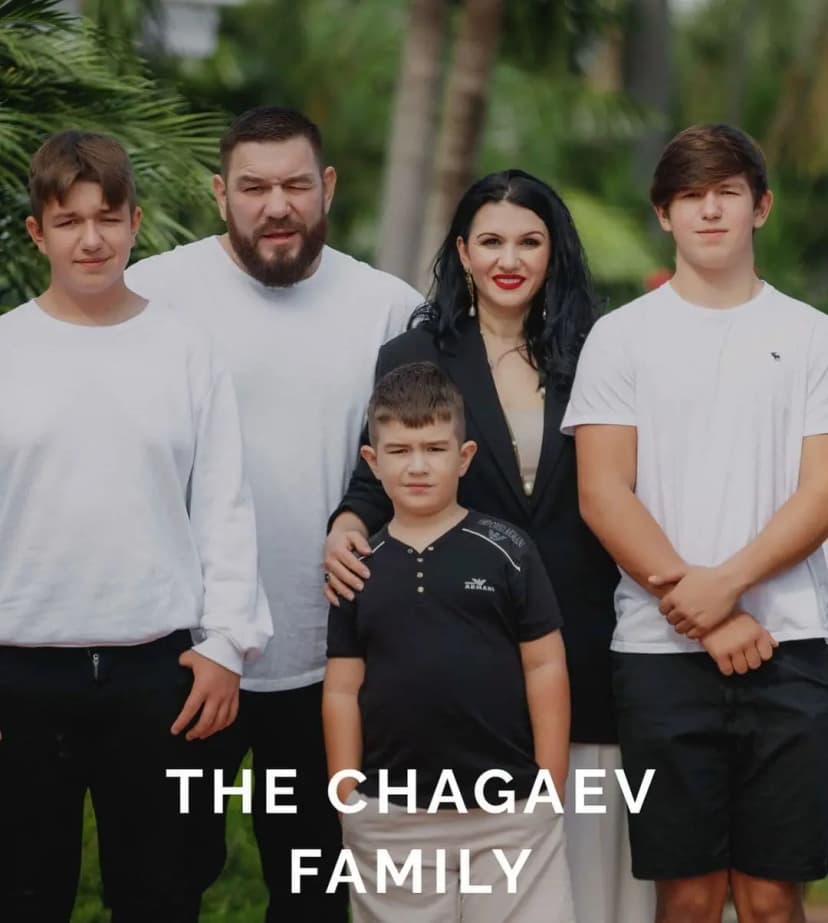 Hozirda Ruslan Chagayev oilasi bilan birga AQShning Florida shtatida istiqomat qiladi.