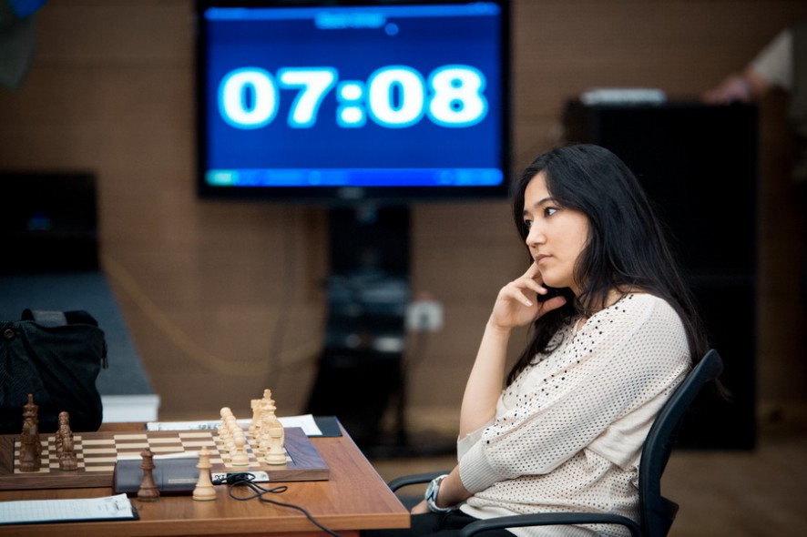Nafisa Mo‘minova Xanti-Mansiyskdagi FIDE Gran-Prisida. Foto: flickr.com