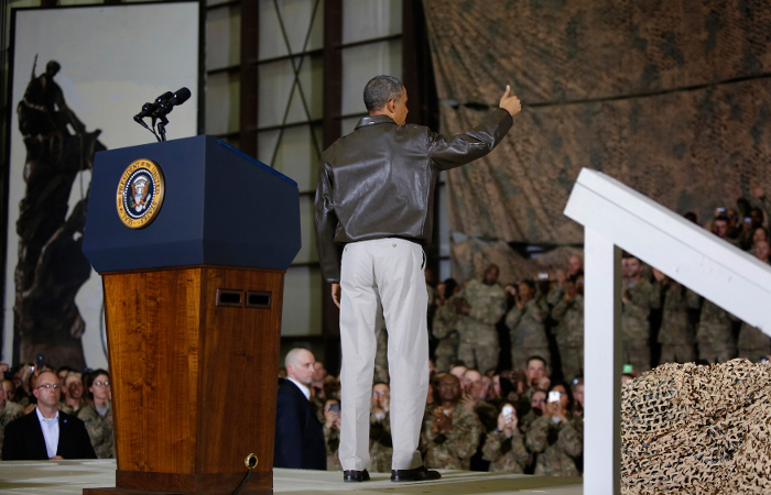 Barak Obama Afg‘onistondagi AQSh askarlari qarshisida nutq so‘zlamoqda. Foto: Reuters