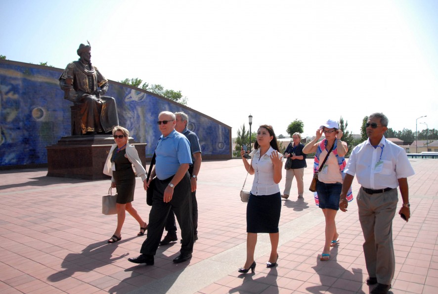 Xalqaro konferensiya ishtirokchilari Samarqandda. Foto: O‘zA