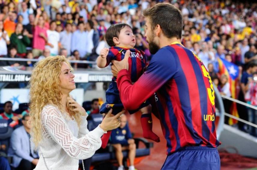 Shakira, Pike va ularning farzandi. Foto: assets.nydailynews.com