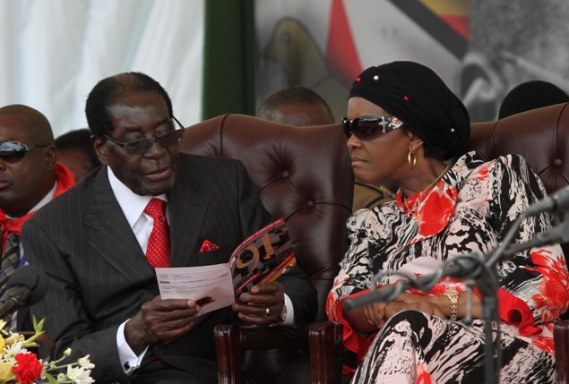Robert va Greys Mugabe.