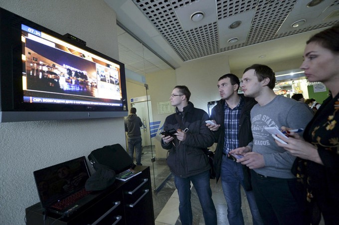 Rostov-Don aeroportidagi jurnalistlar.