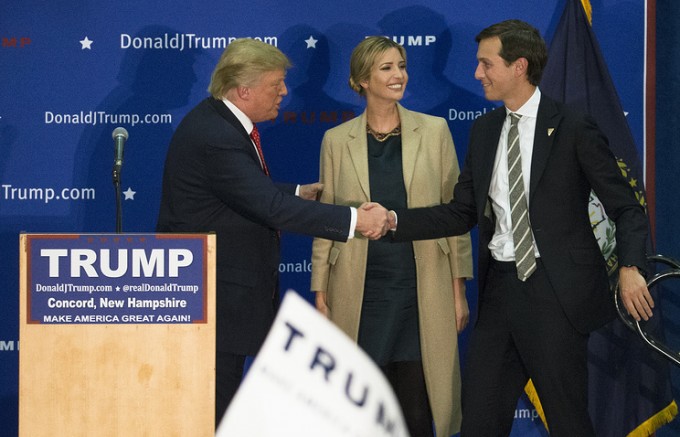 Donald Tramp, Ivanka Tramp va Jared Kushner. Foto: AP