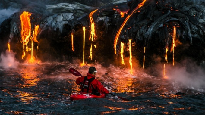 Lava yaqinidagi ekstremal kayaking, Gavayi. Foto: AdMe