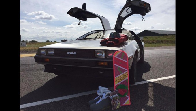 Sotuvga qo‘yilgan DeLorean. Foto: “Gazeta.ru”