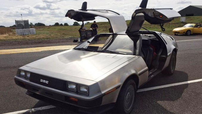 Сотувга қўйилган DeLorean. Фото: «Газета.ru»