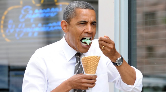 АҚШ президенти Барак Обама Айованинг Сидар-Рапидс шаҳрида, 2012 йил. Фото: «Газета.ru»