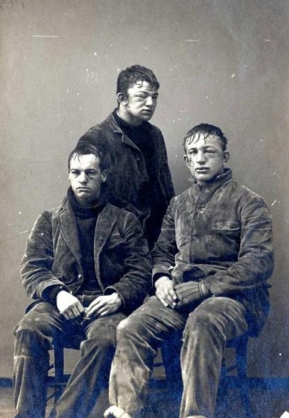 Prinston universiteti talabalari qorbo‘ron o‘yinidan keyin, 1893-yil. Foto: AdMe