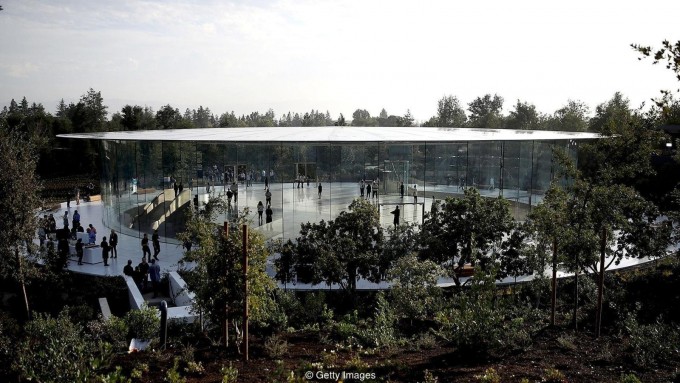 Stiv Jobsning Apple kampusidagi teatri. Foto: InsiderPro