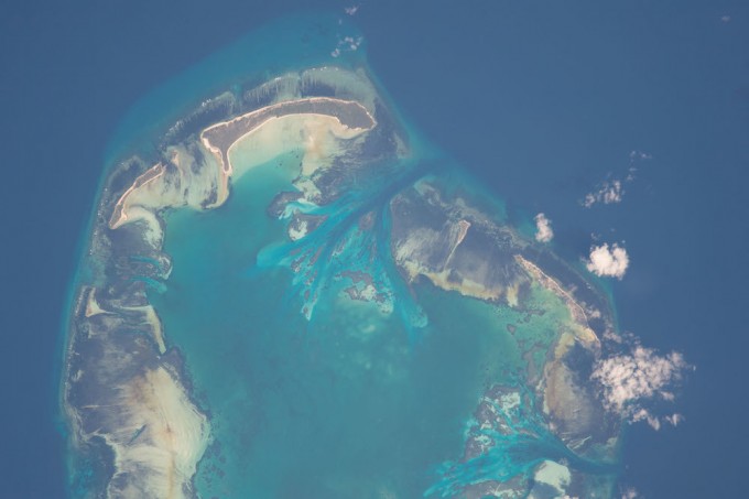 Tinch okeani atolli. Foto: NASA