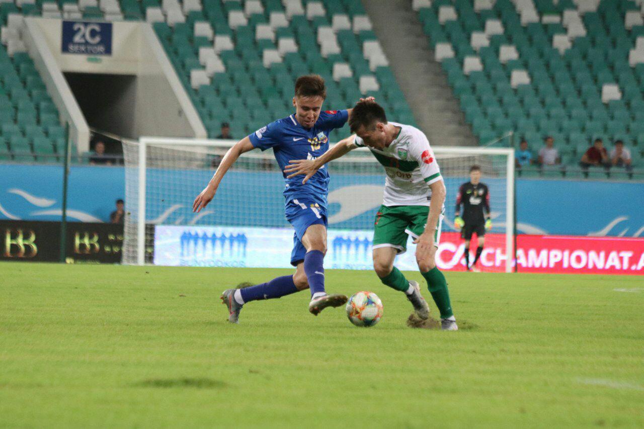 Futbol bo'yicha 1 chi o'Rin Kim. Navbahorni ferferosi.