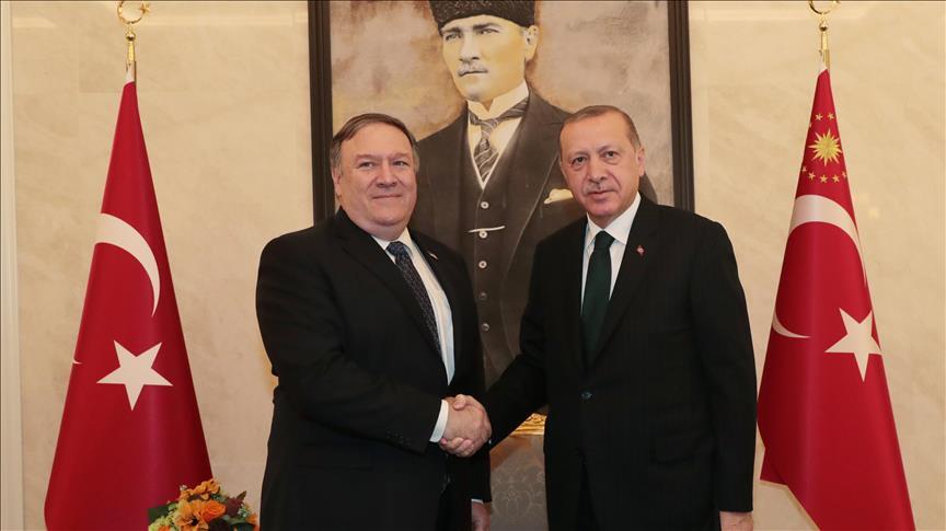 AQSh davlat kotibi Mayk Pompeo va Turkiya prezidenti Rajab Toyyib Erdo‘g‘on