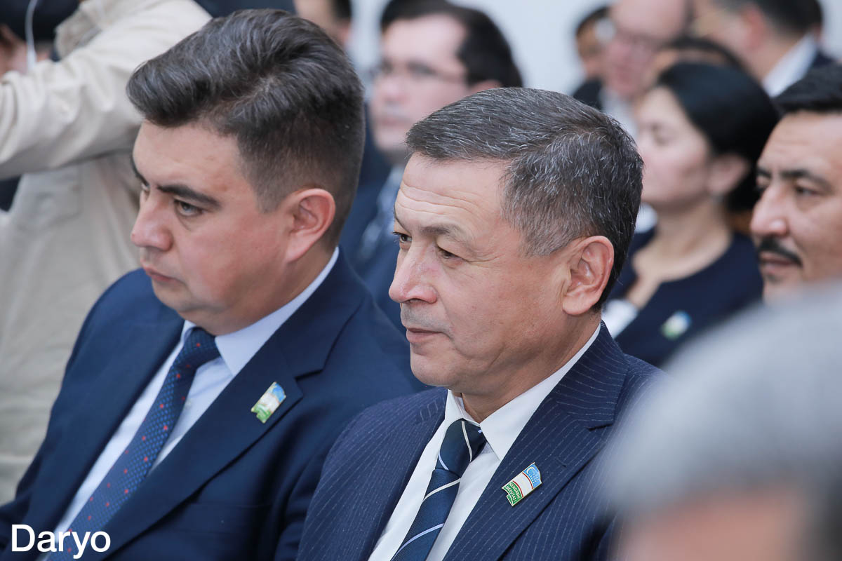 Mirjalol Qosimov (o‘ngda), xalq deputatlari Toshkent shahar kengashi deputati.
