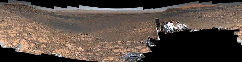 NASA Mars sayyorasining panoramali suratini e’lon qildi. Curiosity marsoxodi 2019-yil 24-noyabridan 1-dekabriga qadar mingdan ortiq surat olgan.