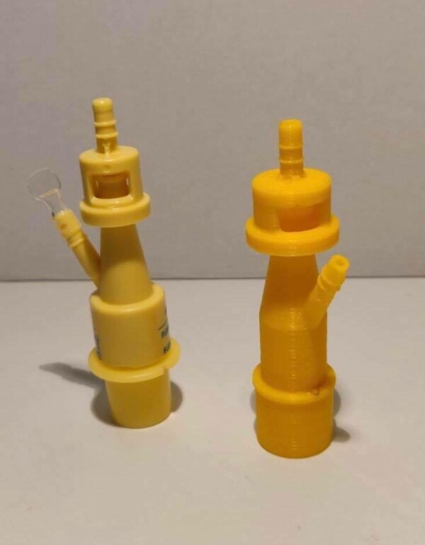 Чап томонда оригинал клапан, ўнг томонда 3D-принтерда чоп қилингани