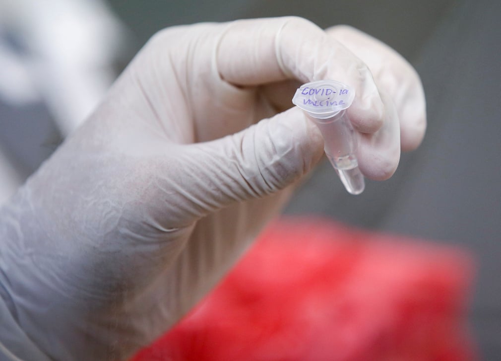 Таиландда коронавирусга қарши вакцина устида ишлаётган олимлар ютуққа эришмоқда. Сичқонлар устида ўтказилган синовлар муваффақиятли чиққан.