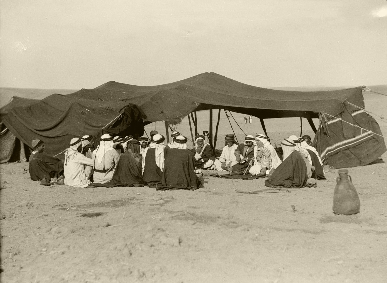 Badaviylarning chodiri, 1900-yil.