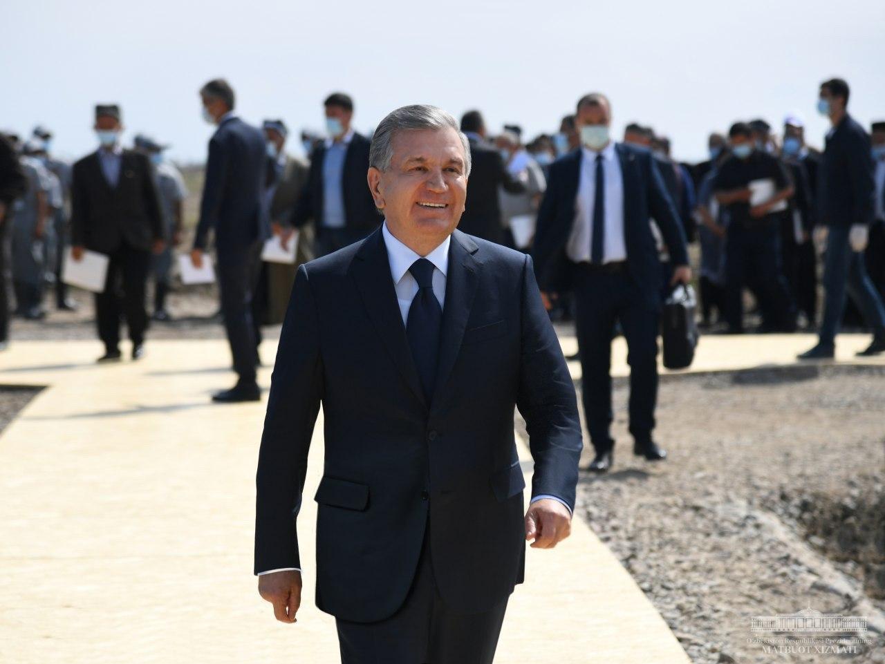 Prezident Shavkat Mirziyoyev Sirdaryo viloyati Mirzaobod tumani aholisi bilan uchrashuvda, 2020-yil 15-may.