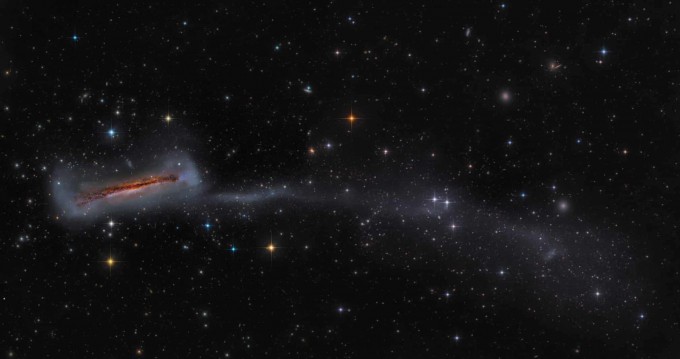 Галактика йўналишидаги иккинчи ғолиб АҚШлик Марк Ҳансон олган биздан 300 000 ёруғлик йили узоқлигидаги NGC 3628 объектининг сурати.