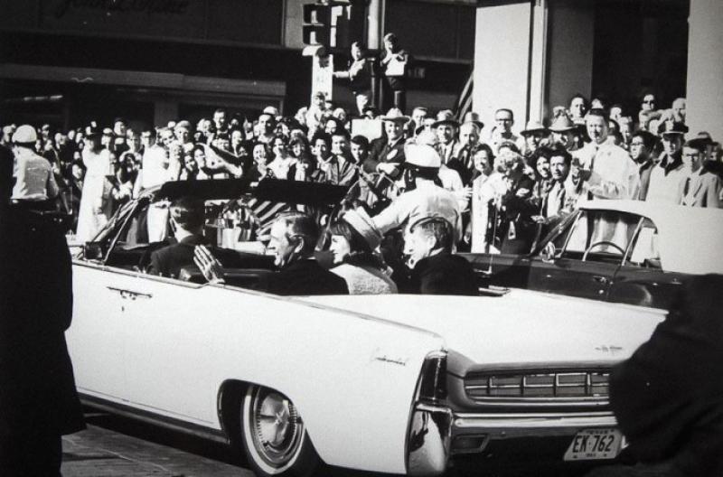 Jon Kennedi mingan so‘nggi Lincoln Continental limuzini sotuvga qo‘yildi (foto)