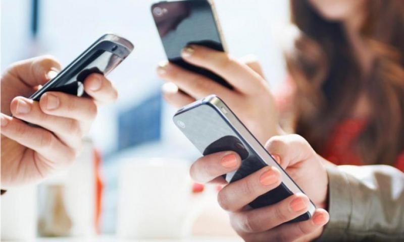 O‘zbekistonlik foydalanuvchilar o‘z pasportlariga o‘zgalar telefoni UZIMEI ro‘yxatidan o‘tkazilganiga shikoyat qilmoqda