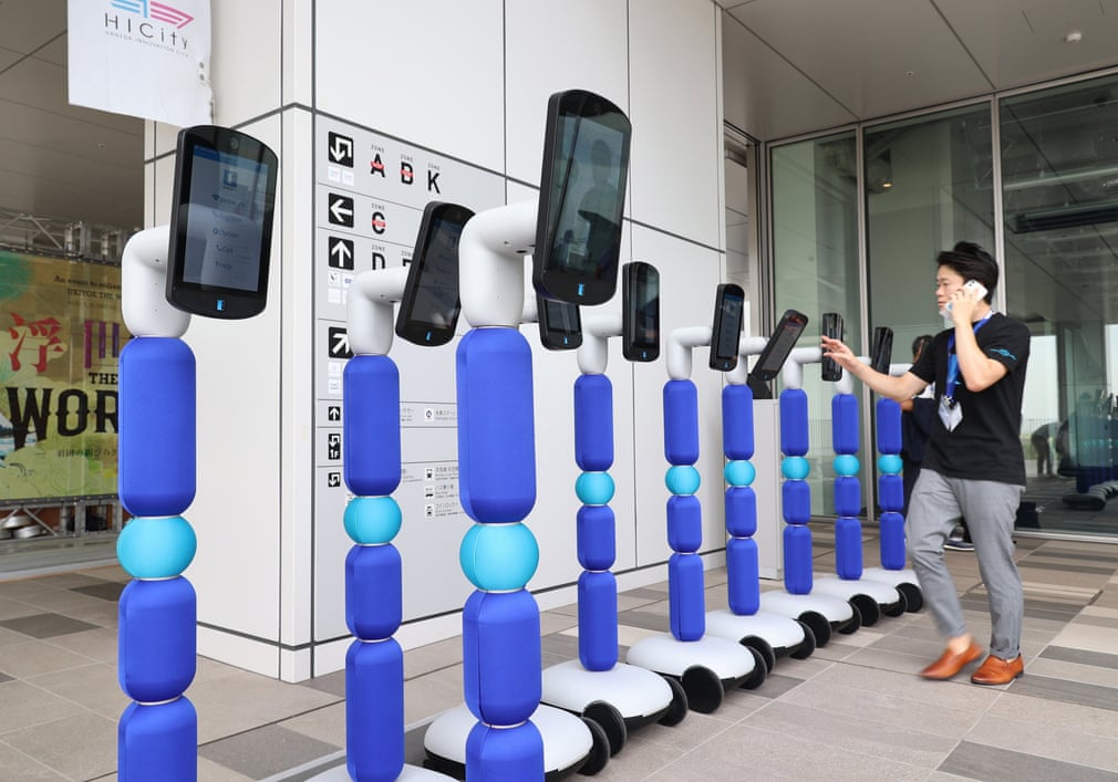 Yaponiyaning Tokio shahrida Avatarin yangi robotlari taqdimotga tayyorlanmoqda.