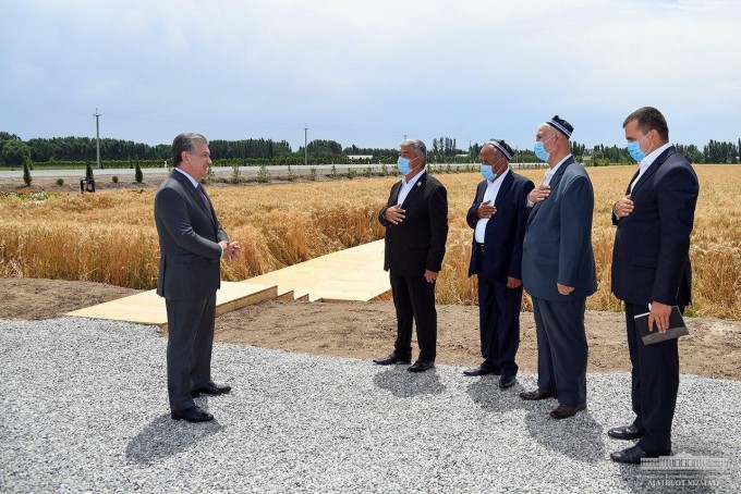 Shavkat Mirziyoyev 5-iyun kuni Farg‘ona viloyatiga amaliy tashrif bilan keldi. 2020-yil, 5-iyun.