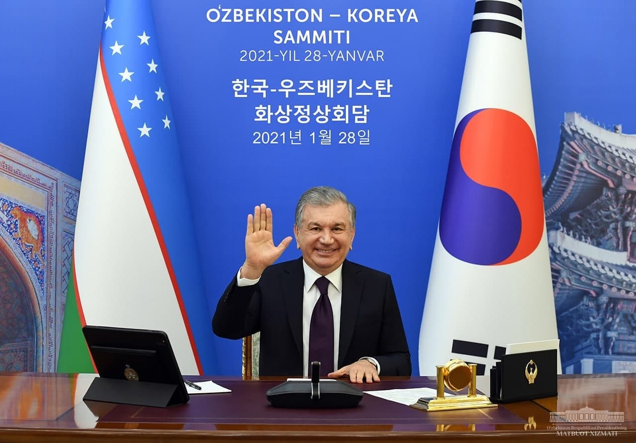 O‘zbekiston Prezidenti Shavkat Mirziyoyev Janubiy Koreya prezidenti Mun Chje In bilan videoanjuman shaklida uchrashuv o‘tkazdi. 