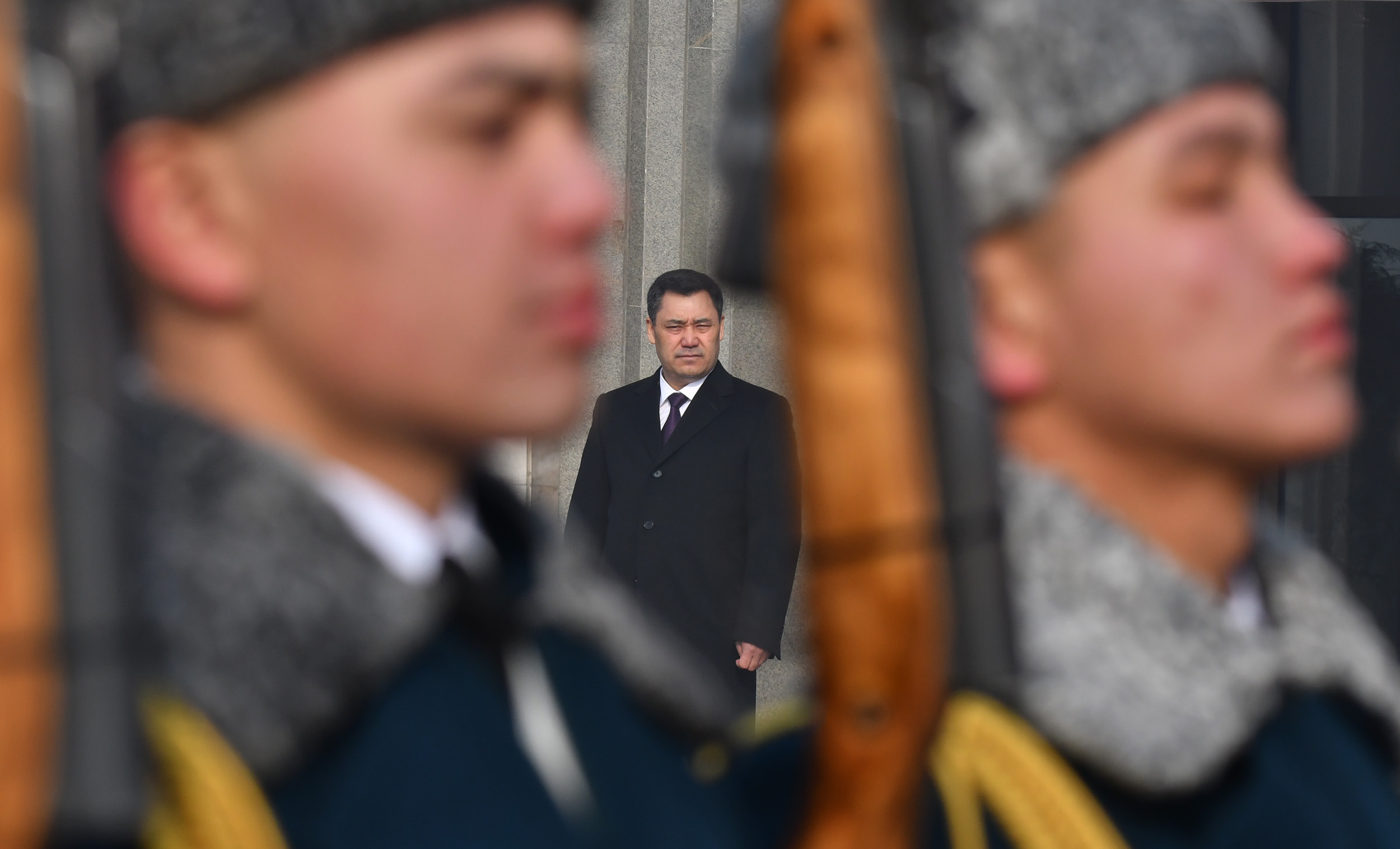 Qirg‘izistonning yangi prezidenti Sadir Japarov lavozimiga rasman kirishdi. 