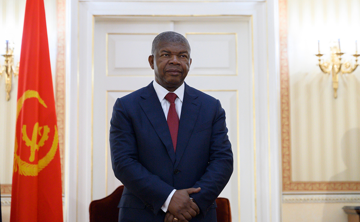 Angola prezidenti Joao Lourensu.