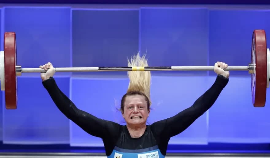 Belgiyalik Natali Lebbe 59 kilogramm vazn toifasida og‘ir atletika bo‘yicha Moskvada o‘tkazilayotgan 2021-yilgi Yevropa chempionatidagi chiqishi vaqtida.
