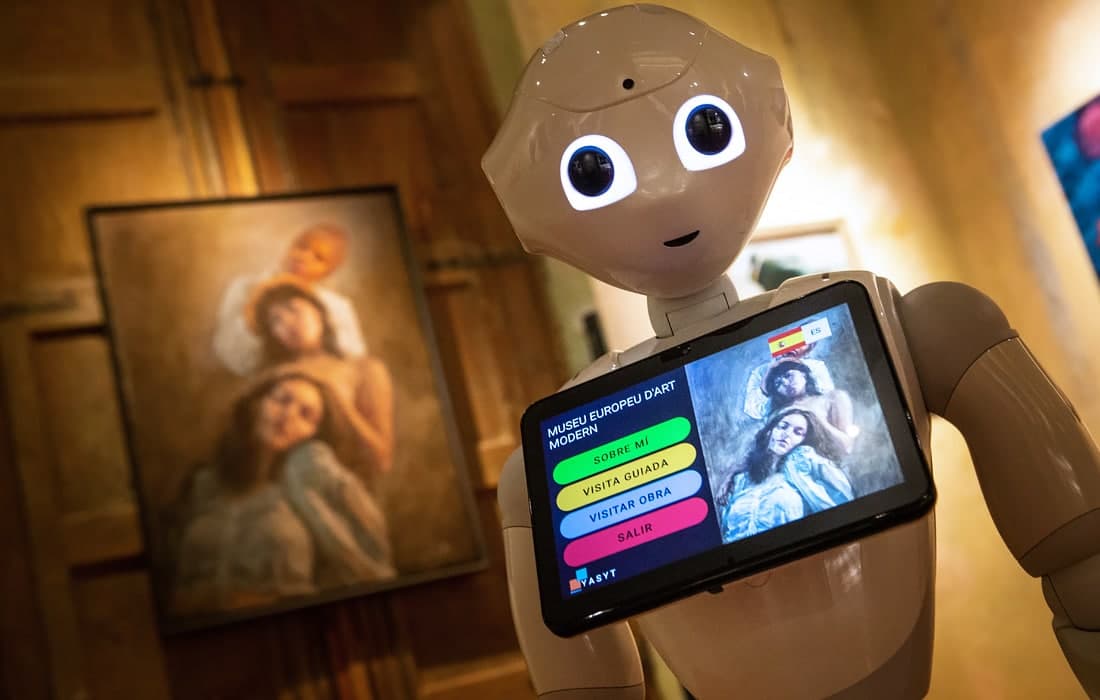 Испаниядаги биринчи музей робот-гид Барселонада пайдо бўлди. Pepper номли робот Европа замонавий санъат музейида ишлайди.
