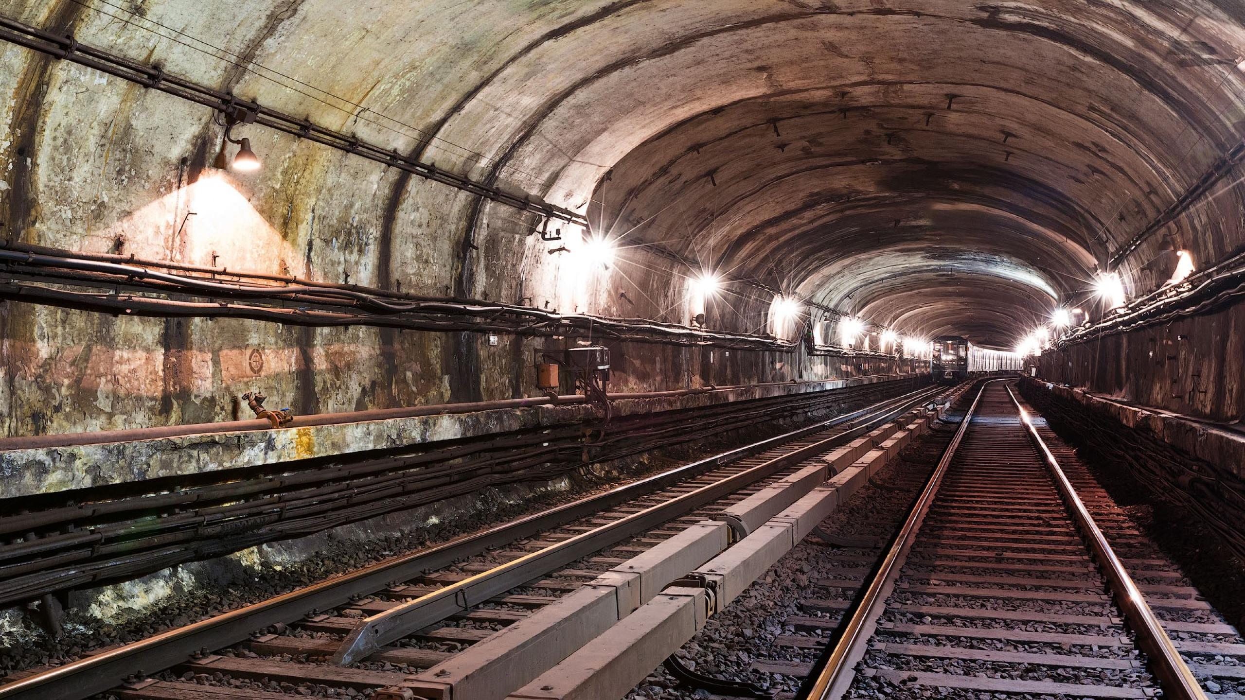 Moscow subway. Метро 2 Москва секретное метро. Секретное Московское метро. Секретное метро 2 в Москве. Метро 2 под МГУ.