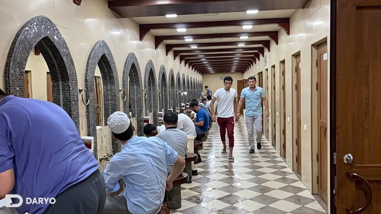 Toshkent shahridagi “Ubay ibn Ka’b” masjidi tahoratxonasi.