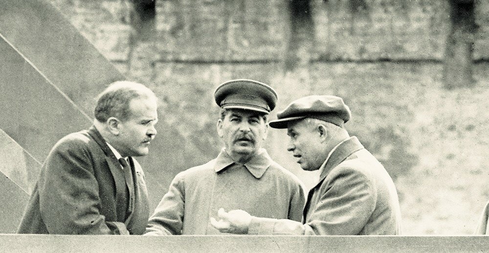 Chapdan o‘ngga: Molotov, Stalin va Xrushchyov