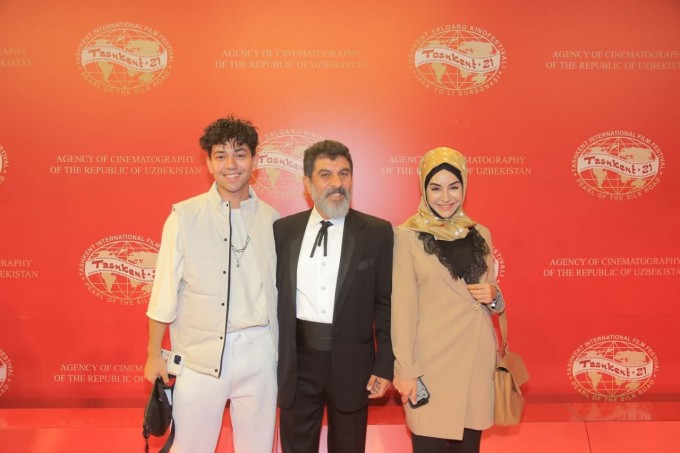 Bloger Ozod Xurramov va turk aktyori Sefa Zengin