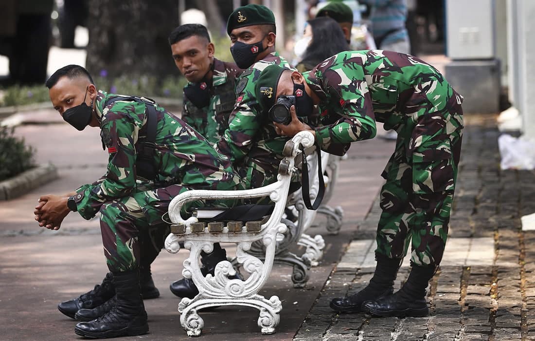 Indoneziyada milliy qurolli kuchlar tashkil etilganining 76 yilligi nishonlandi.