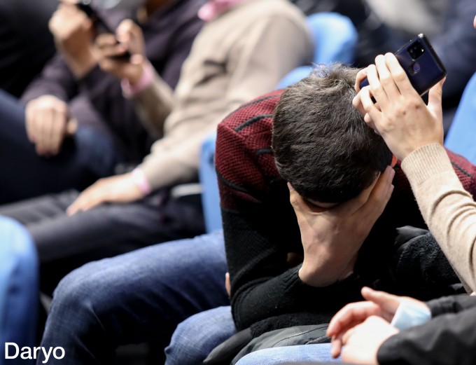 Humo Arena muz saroyida “Zakovat” teleo‘yinining Toshkent shahri va Toshkent viloyati uchun intellektual kastingi o‘tkazildi. Tadbirda “Zakovat”da ishtirok etish uchun ro‘yxatdan o‘tgan 7 mingga yaqin bilimdon ishtirok etdi. 2021-yil 28-fevral.