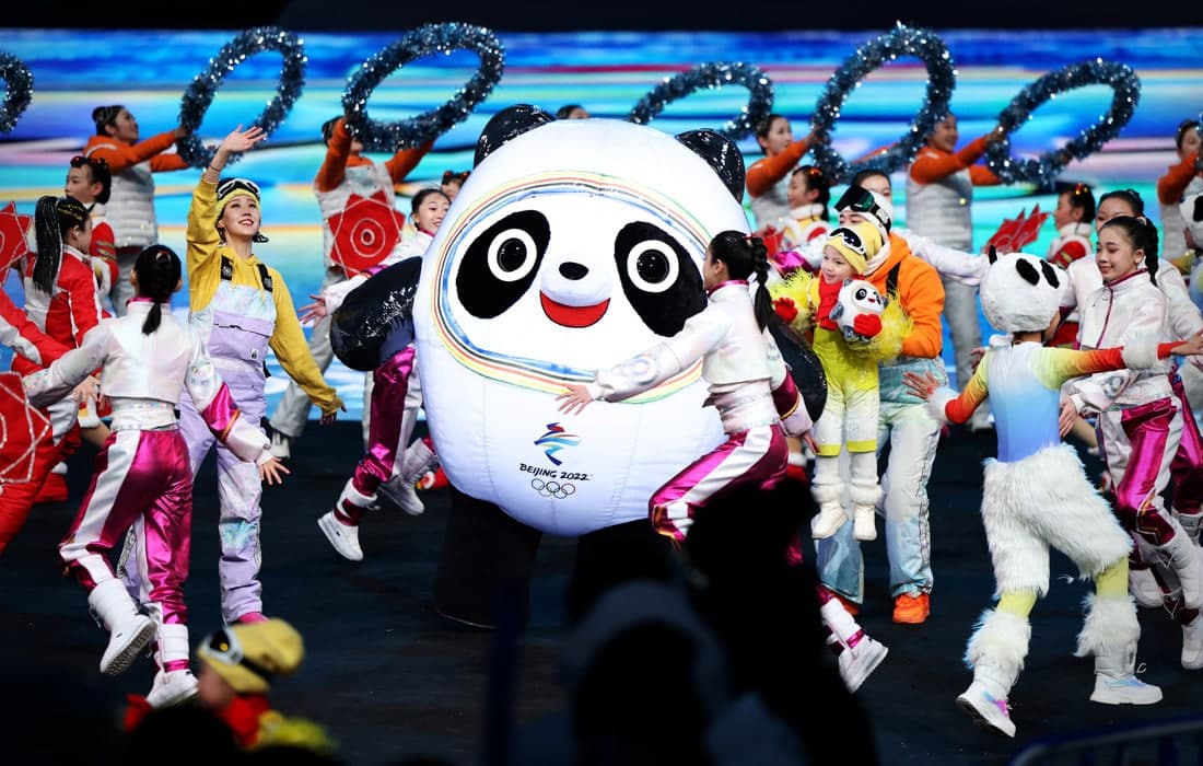 Пекинда бошланган қишки Олимпиада рамзи.