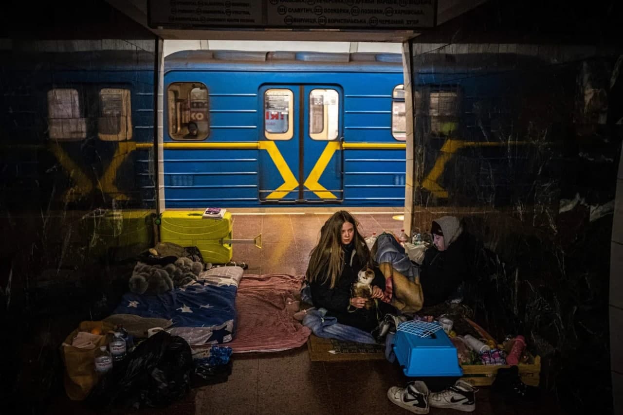 Kiyev metrosi bomba boshpanasi sifatida xizmat qilishda davom etmoqda