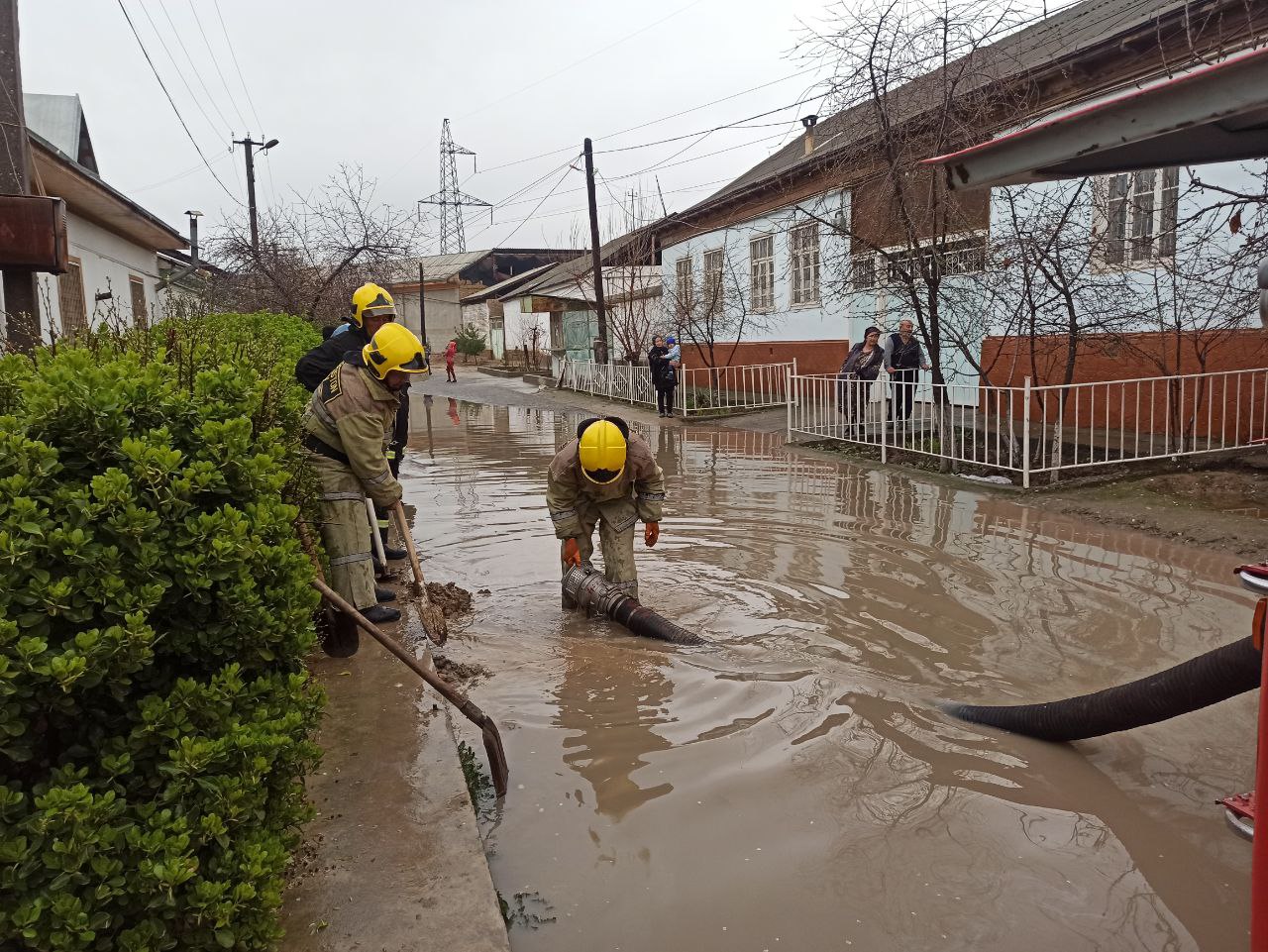 Foto: Andijon shahar Favqulodda vaziyatlar bo‘limi